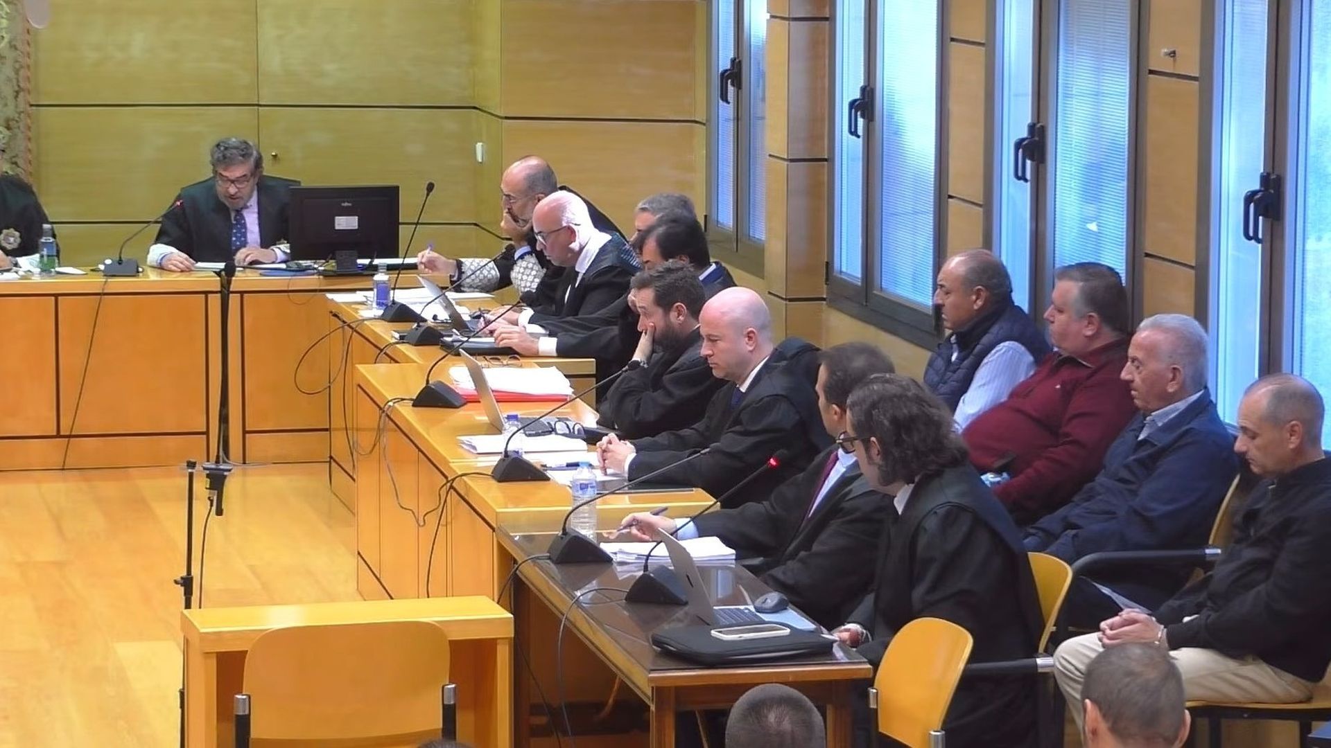 El juicio por el doble crimen de empresarios en Manzanares arranca con las defensas cuestionando las pruebas El juicio por el doble crimen de empresarios en Manzanares arranca con las defensas cuestionando las pruebas