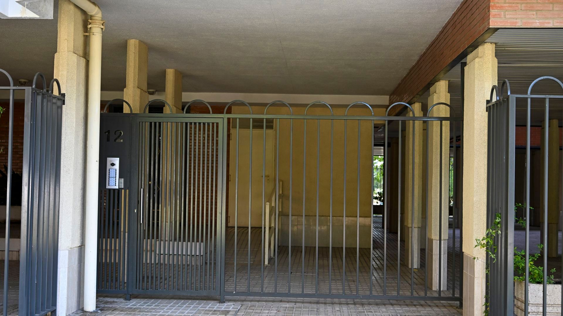 El parricida de Madrid estuvo en prisión por amenazar con un cuchillo de 25 centímetros a dos guardias civiles en 2024 El parricida de Madrid estuvo en prisión por amenazar con un cuchillo de 25 centímetros a dos guardias civiles en 2024
