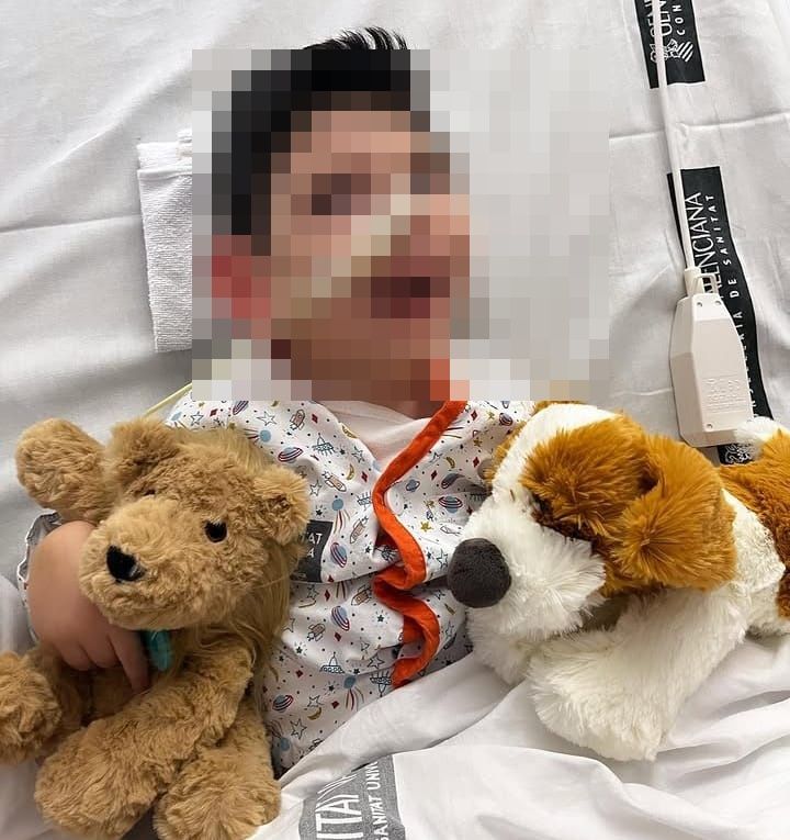 Neizan en el hospital
