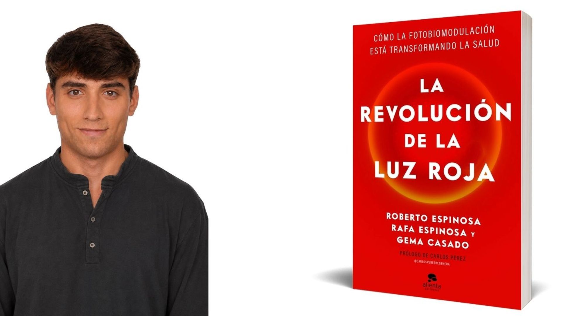 Rafa Espinosa y la cubierta del libro 'La revolución de la luz roja'