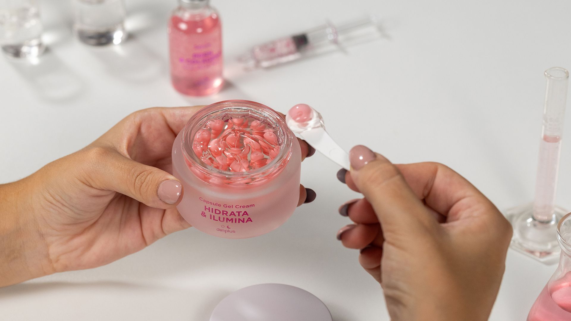 El nuevo Sérum Efecto Lifting y la Capsule Gel Cream de K-Skin de Mercadona