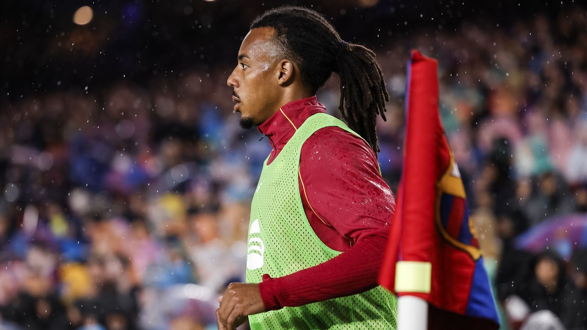 Jules Koundé, suplente en el FC Barcelona