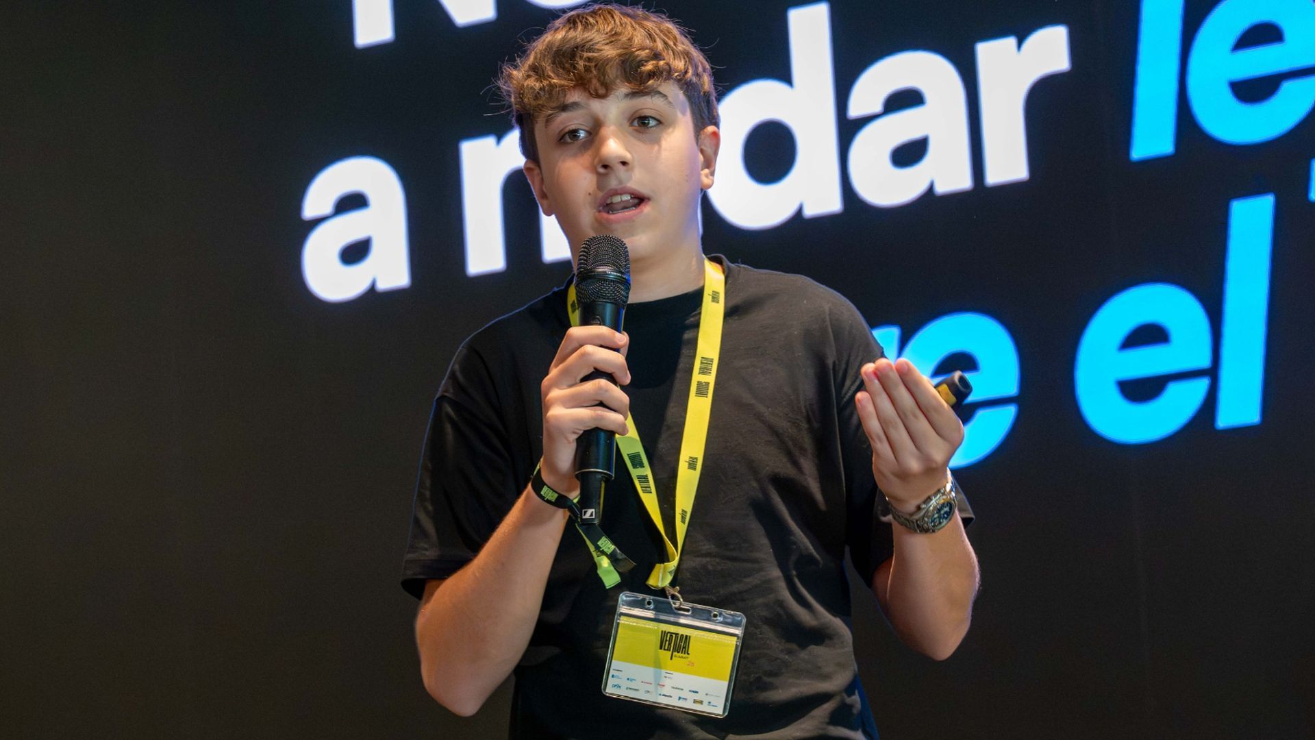 Marco Bermúdez es un joven emprendedor de 15 años