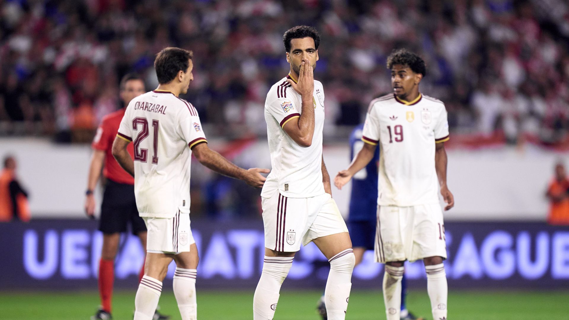 Mikel Merino celebra su primer gol frente a Croacia.