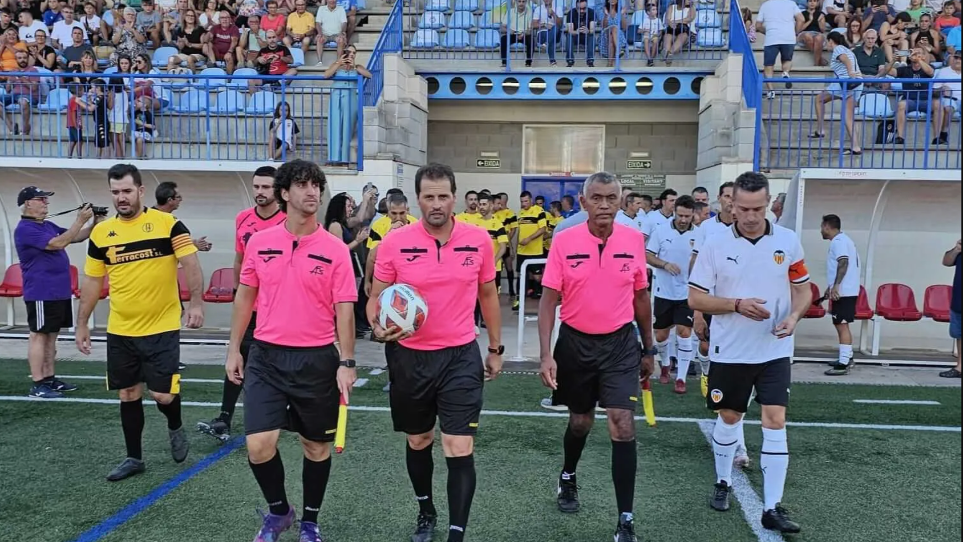 Veteranos del Valencia CF en Tavernes