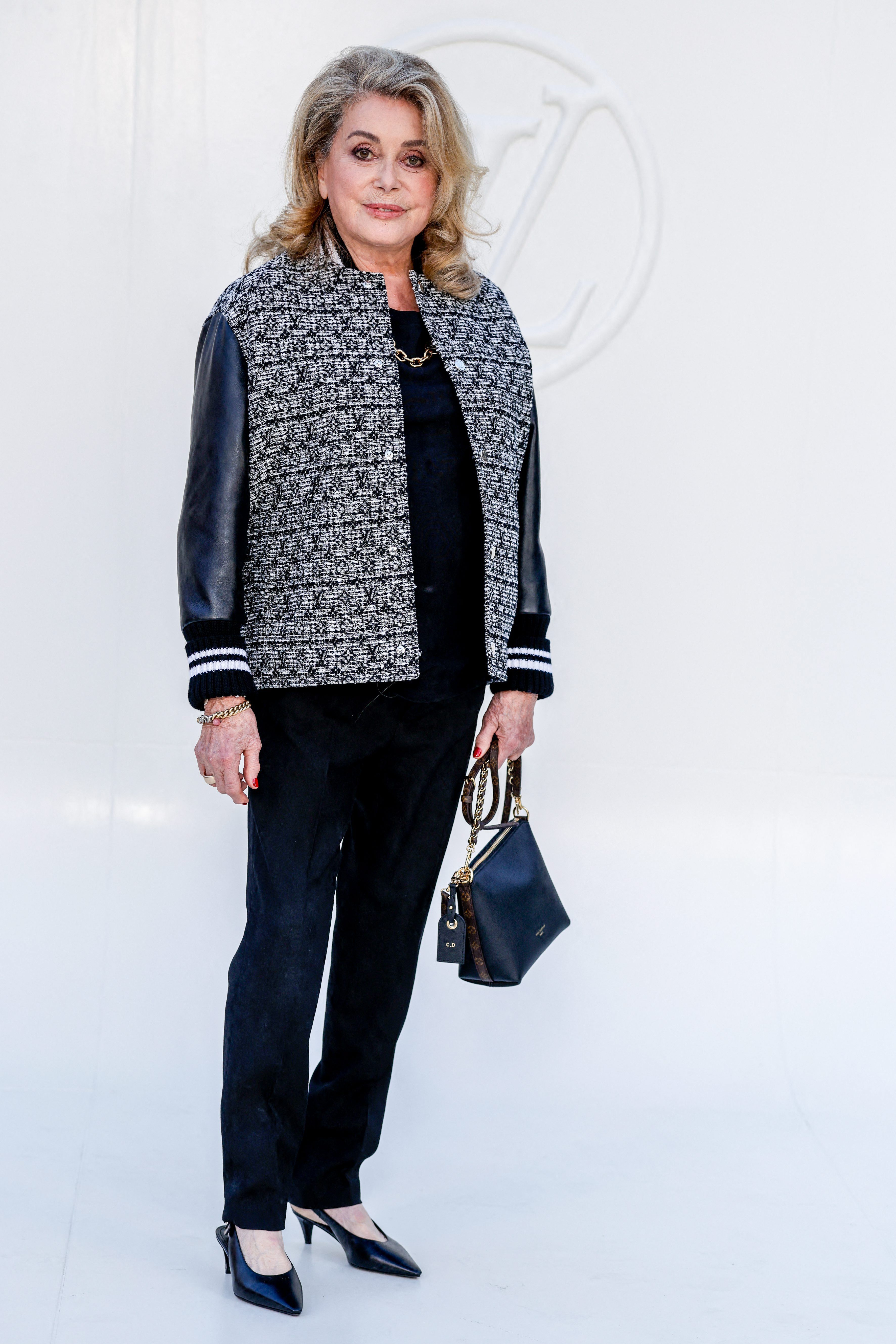 Catherine Deneuve, en el desfile de Louis Vuitton en París