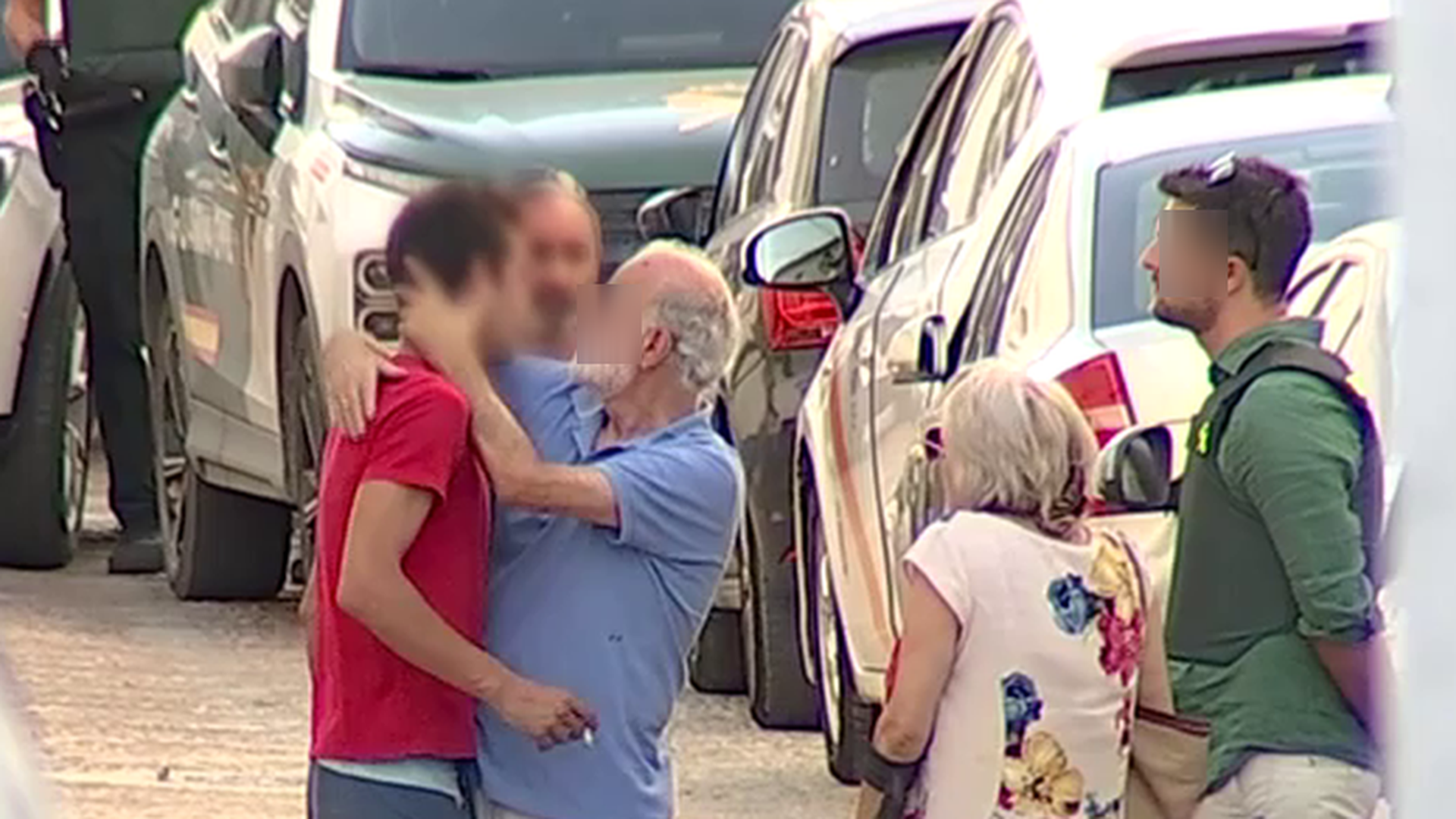 César, el hombre que mató a sus padres con una mancuerna abrazándose a ellos en 2024 César, el hombre que mató a sus padres con una mancuerna abrazándose a ellos en 2024