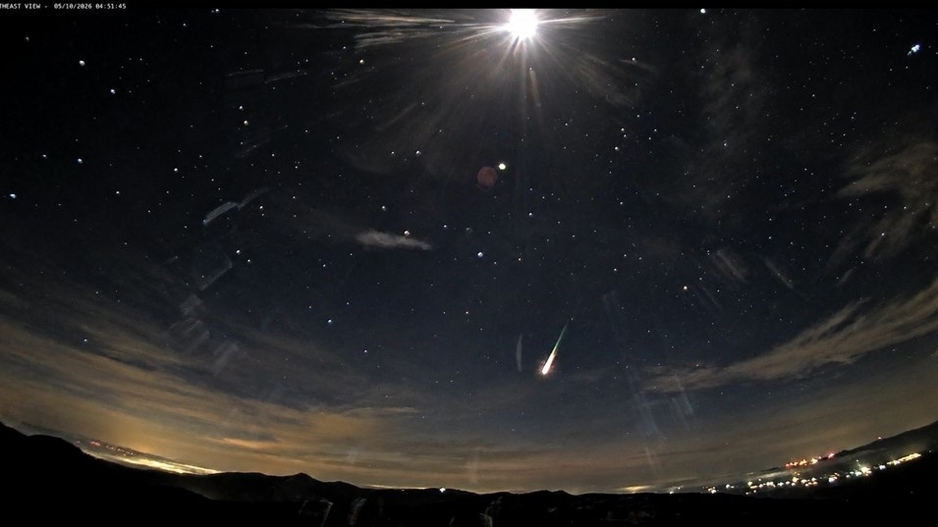 El observatorio de Calar Alto capta una bola de fuego de tipo cometario a 256.000 kilómetros por hora El observatorio de Calar Alto capta una bola de fuego de tipo cometario a 256.000 kilómetros por hora