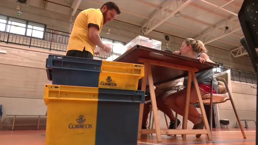 Feijóo sigue poniendo en duda la limpieza del voto por correo: "No confío en los directivos de Correos"