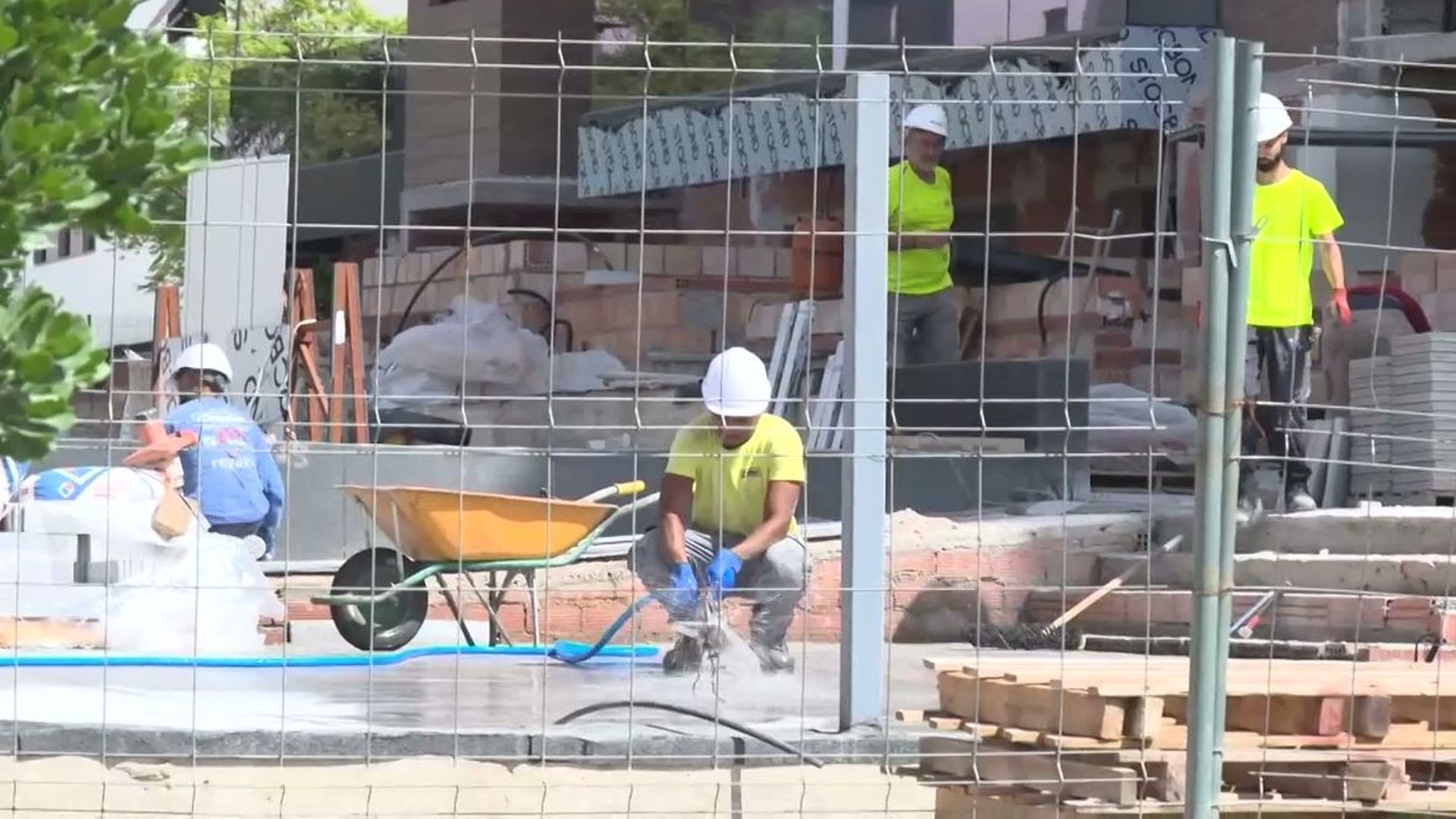 La crisis de la vivienda de 2008 desmanteló el sector de la construcción en España hundiendo las promociones de vivienda pública