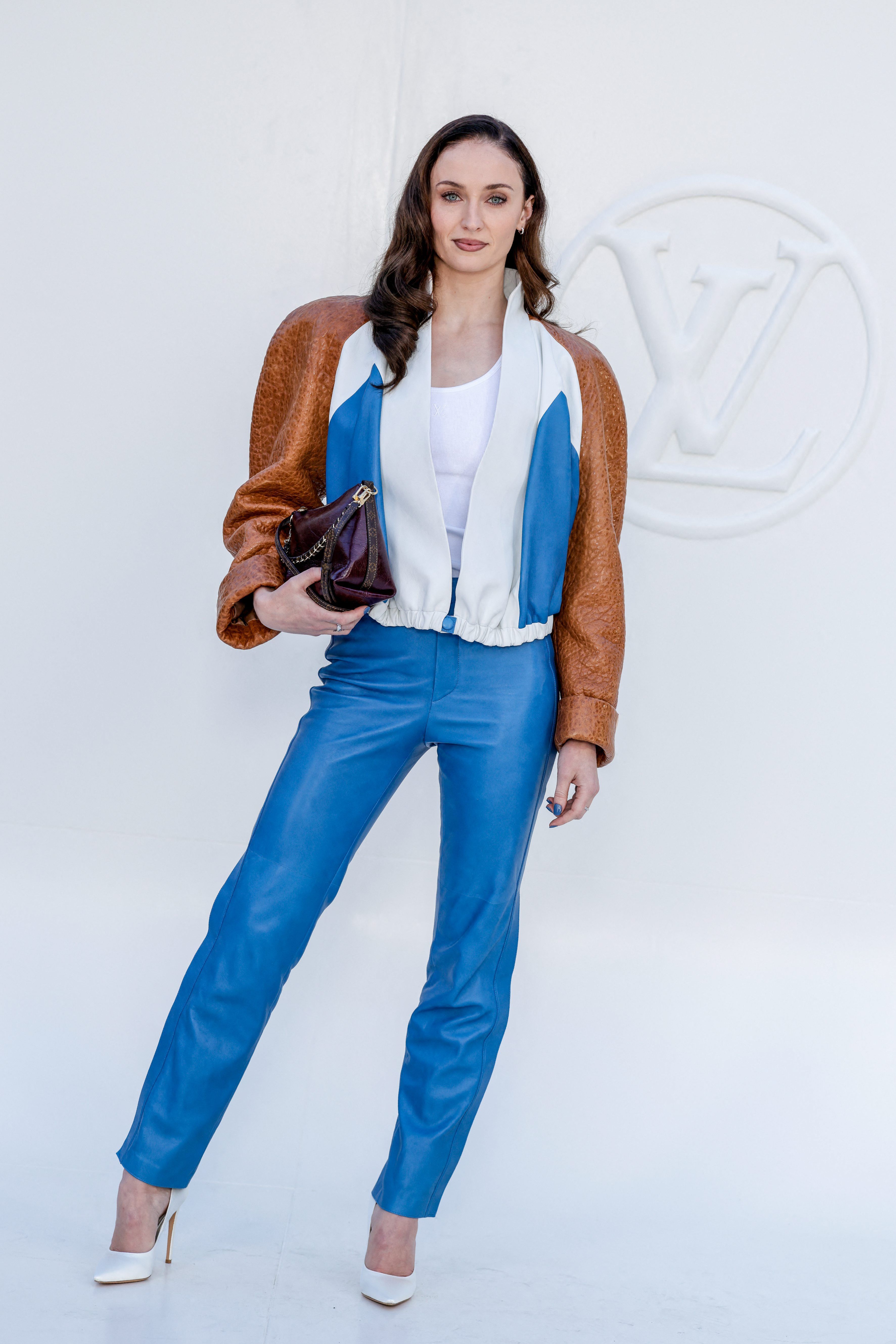 Sophie Turner, en el desfile de Louis Vuitton en París