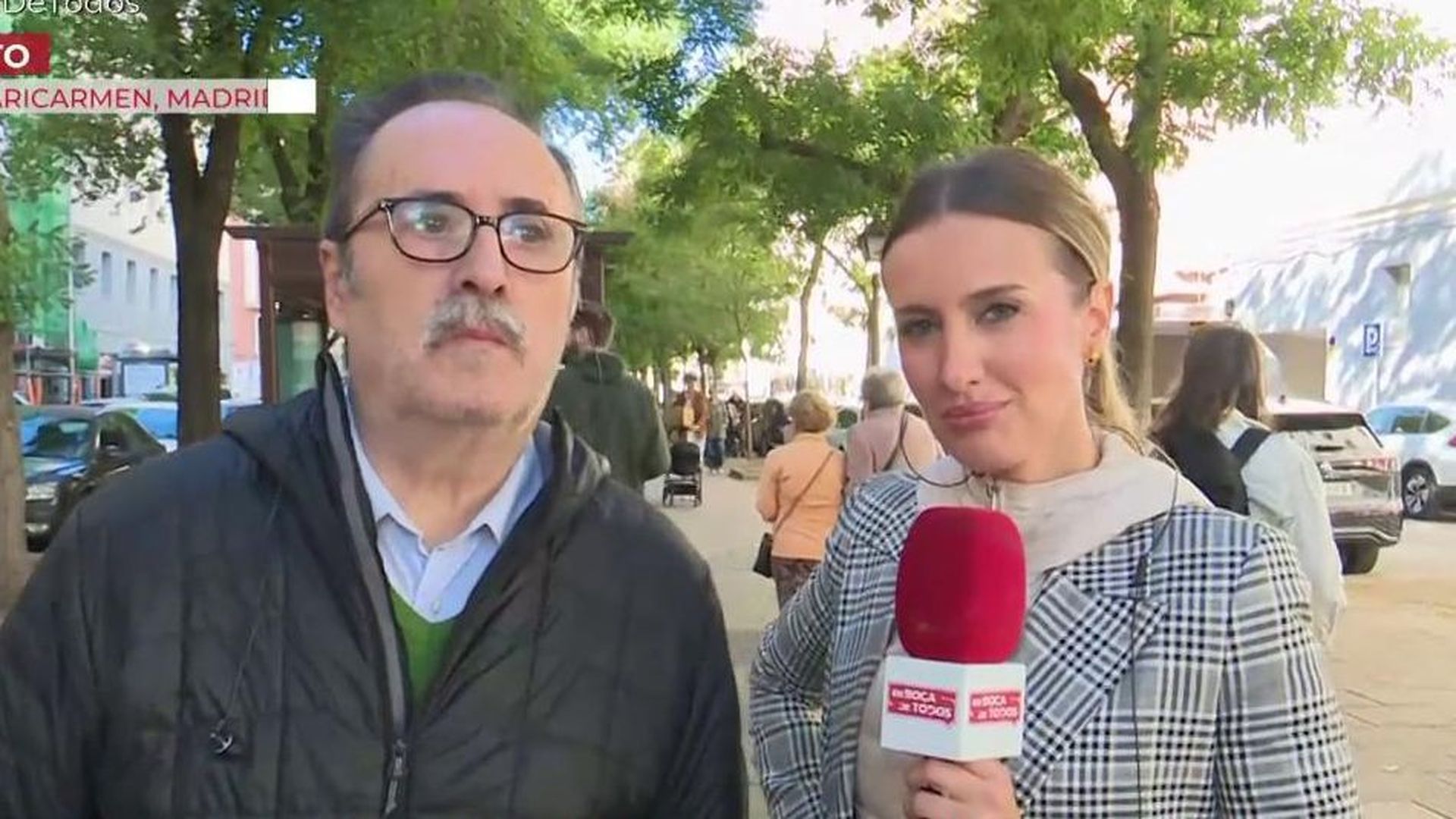 Javier, vecino de Maricarmen: “Si no pago, yo también estaría en el Gregorio Marañón”