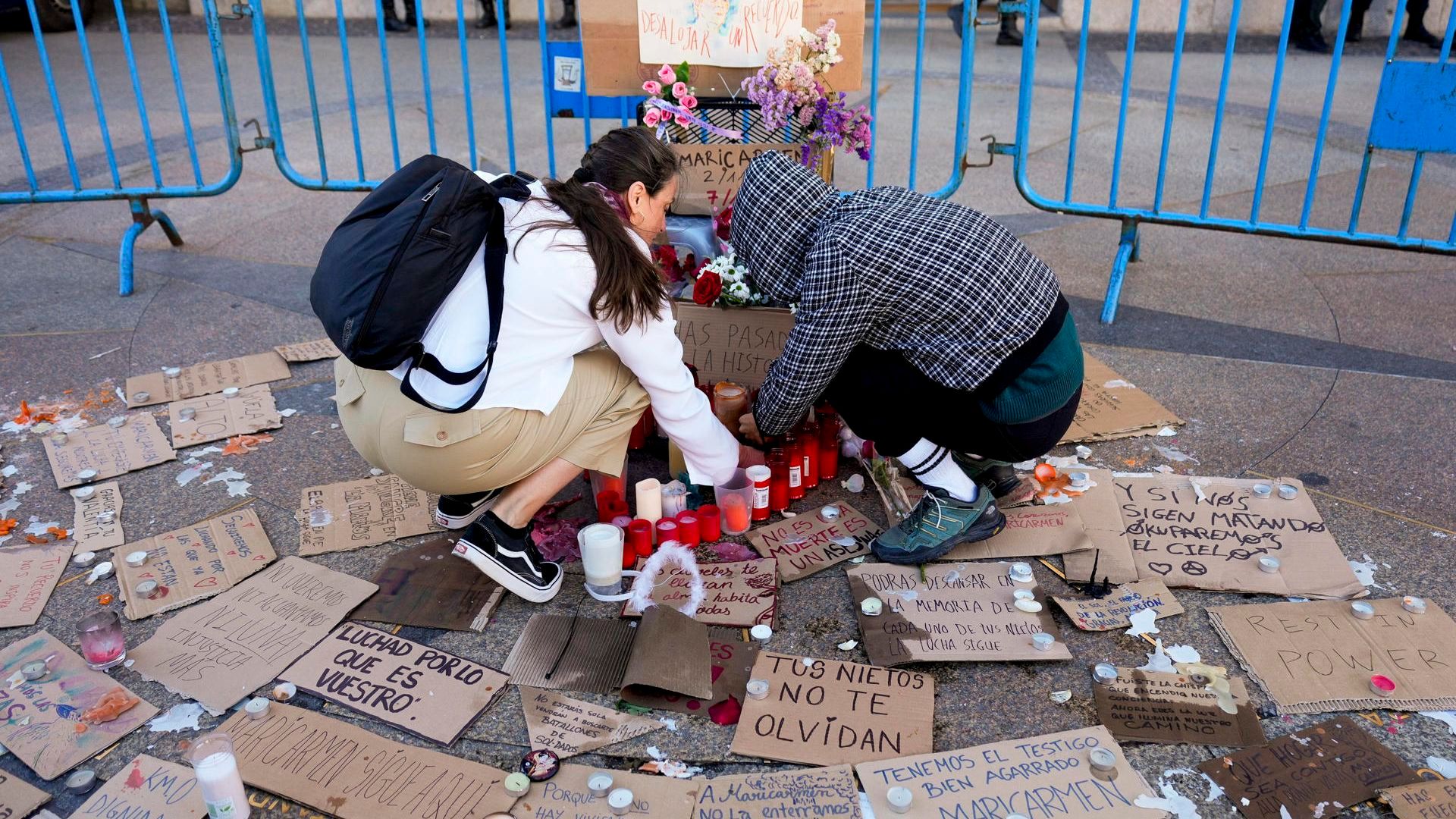 Las reacciones a la muerte de Maricarmen, en directo | Los homenajes continúan en Sol: "No se puede desalojar un recuerdo"