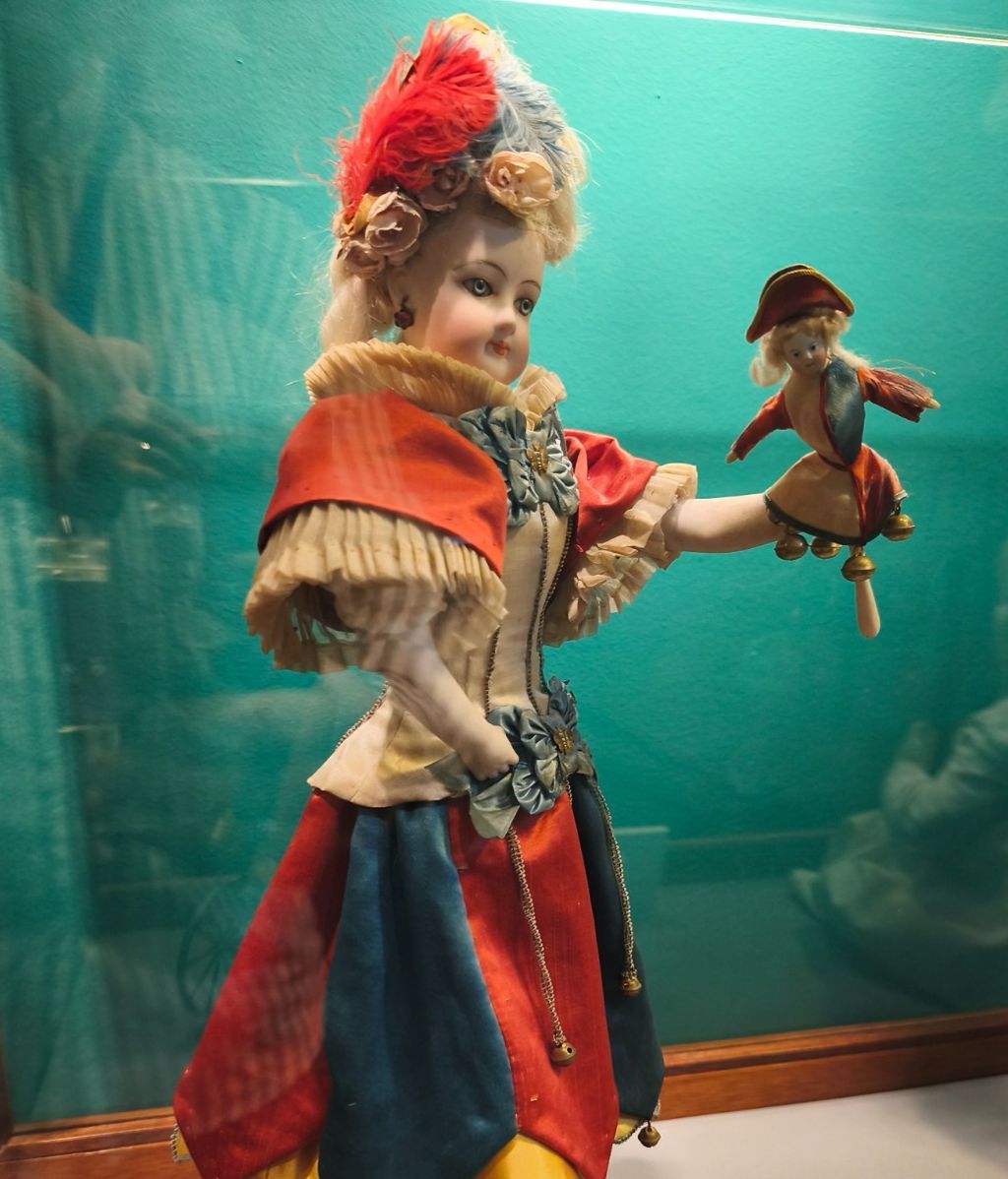 Arlequí, muñeca mecánica francesa de 1878-1889