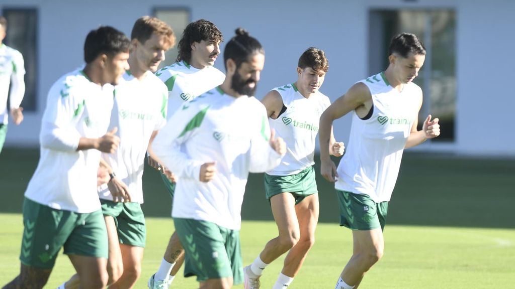 Último entrenamiento del Betis antes del partido frente a Osasuna