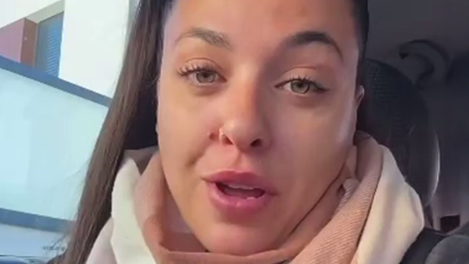 Lola, de ‘Supervivientes’, denuncia que le han suplantado la identidad Lola, de ‘Supervivientes’, denuncia que le han suplantado la identidad