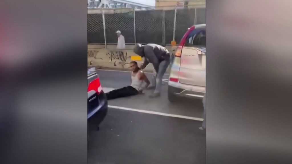 Un agente del ICE dispara a un inmigrante dominicano en Nueva York cuando iba con su hijo de cinco años en el coche