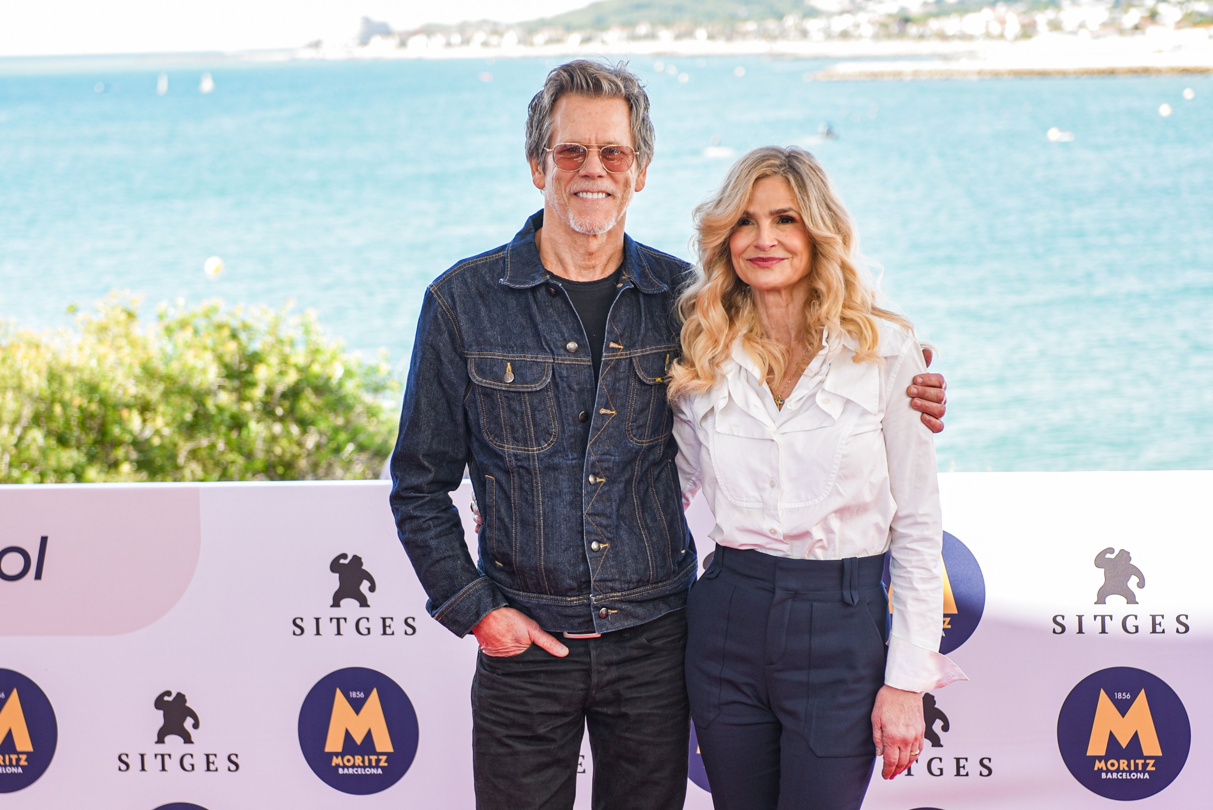 Kevin Bacon posa junto a su esposa y actriz Kyra Sedgwick en Sitges