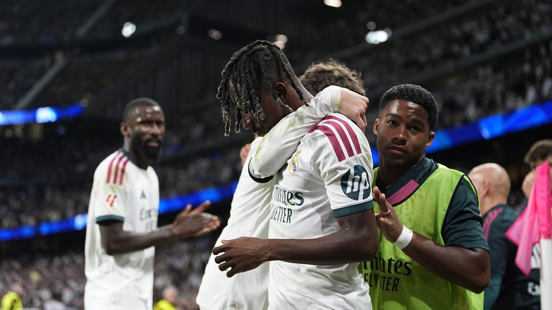 Yan Diomande celebra su gol en el Real Madrid-Villarreal