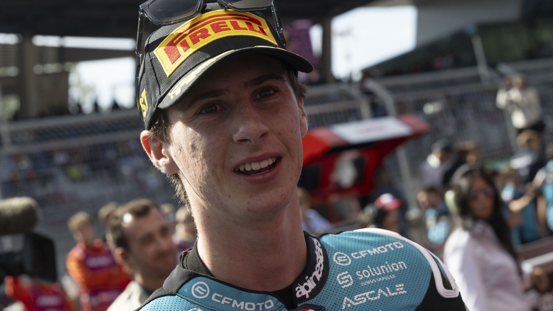 El español Máximo Quiles, campeón del mundo de Moto3: "Quiero seguir creciendo y luchando por nuevas metas" El español Máximo Quiles, campeón del mundo de Moto3: "Quiero seguir creciendo y luchando por nuevas metas"