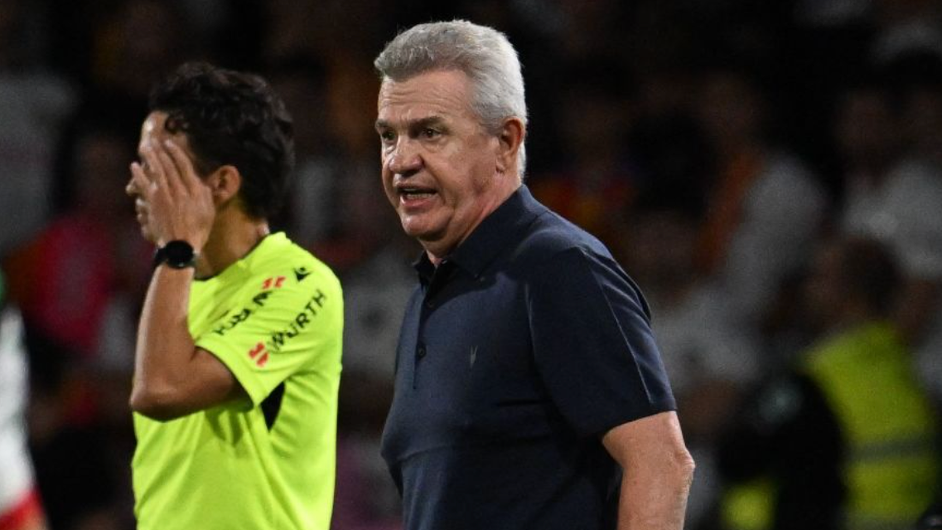 Javier Aguirre en el Racing - Valencia CF