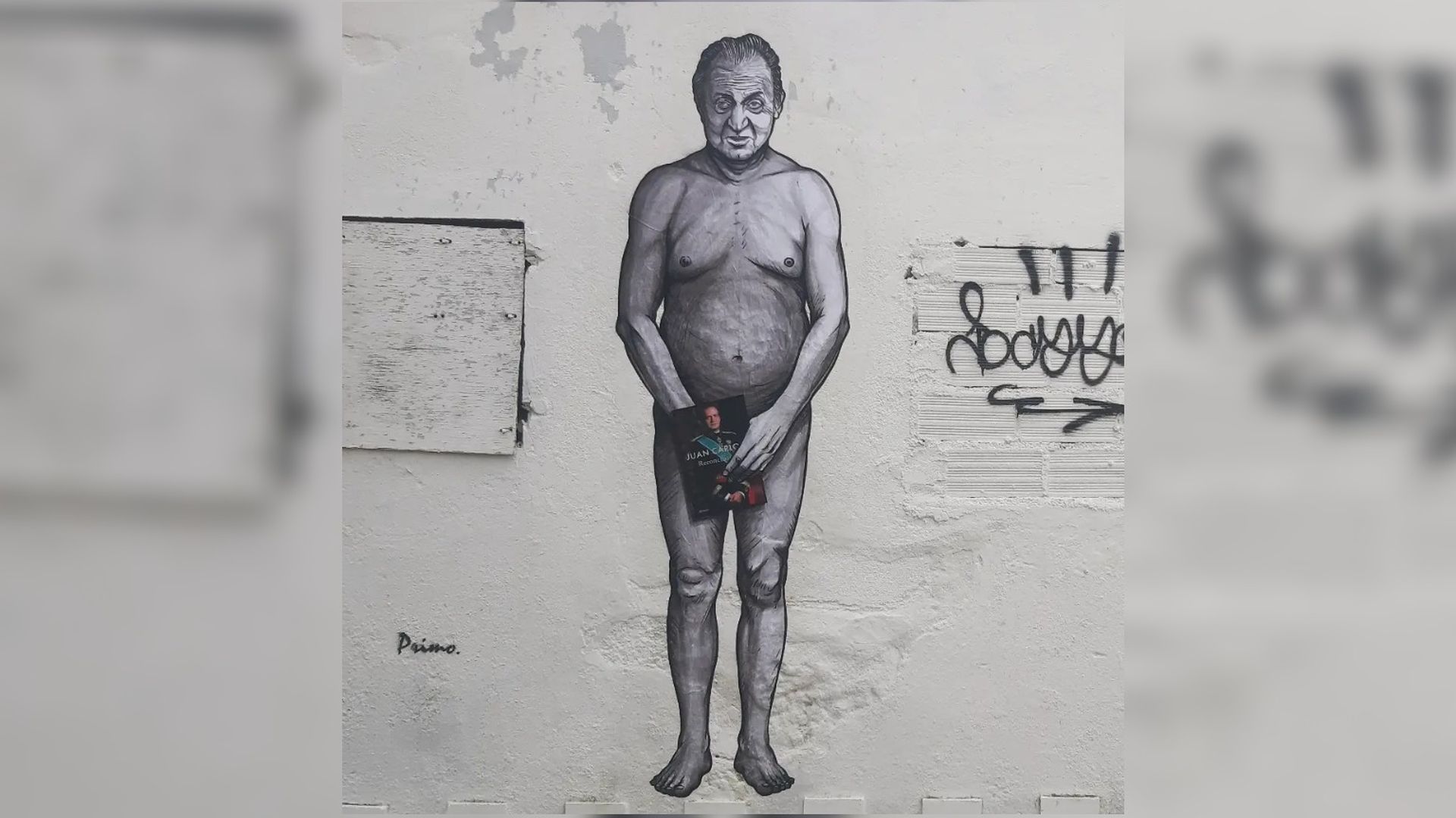 El rey emérito desnudo, la última creación de Primo Banksy en Vigo