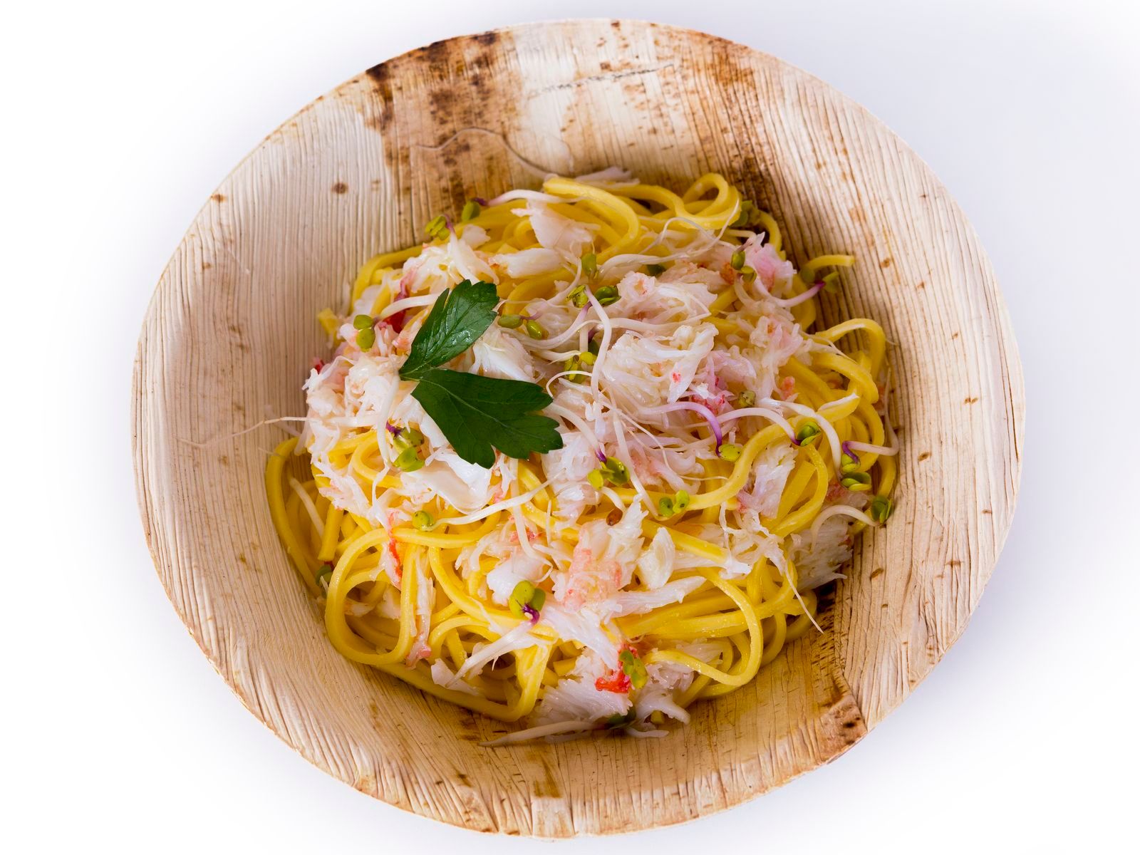 Tallarines con carne de centollo de La Mar de Tazones y jengibre