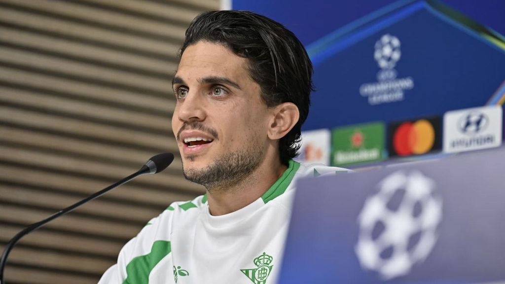 La sincera respuesta de Marc Bartra cuando le preguntan por su renovación con el Betis: "No es una pregunta para mí"