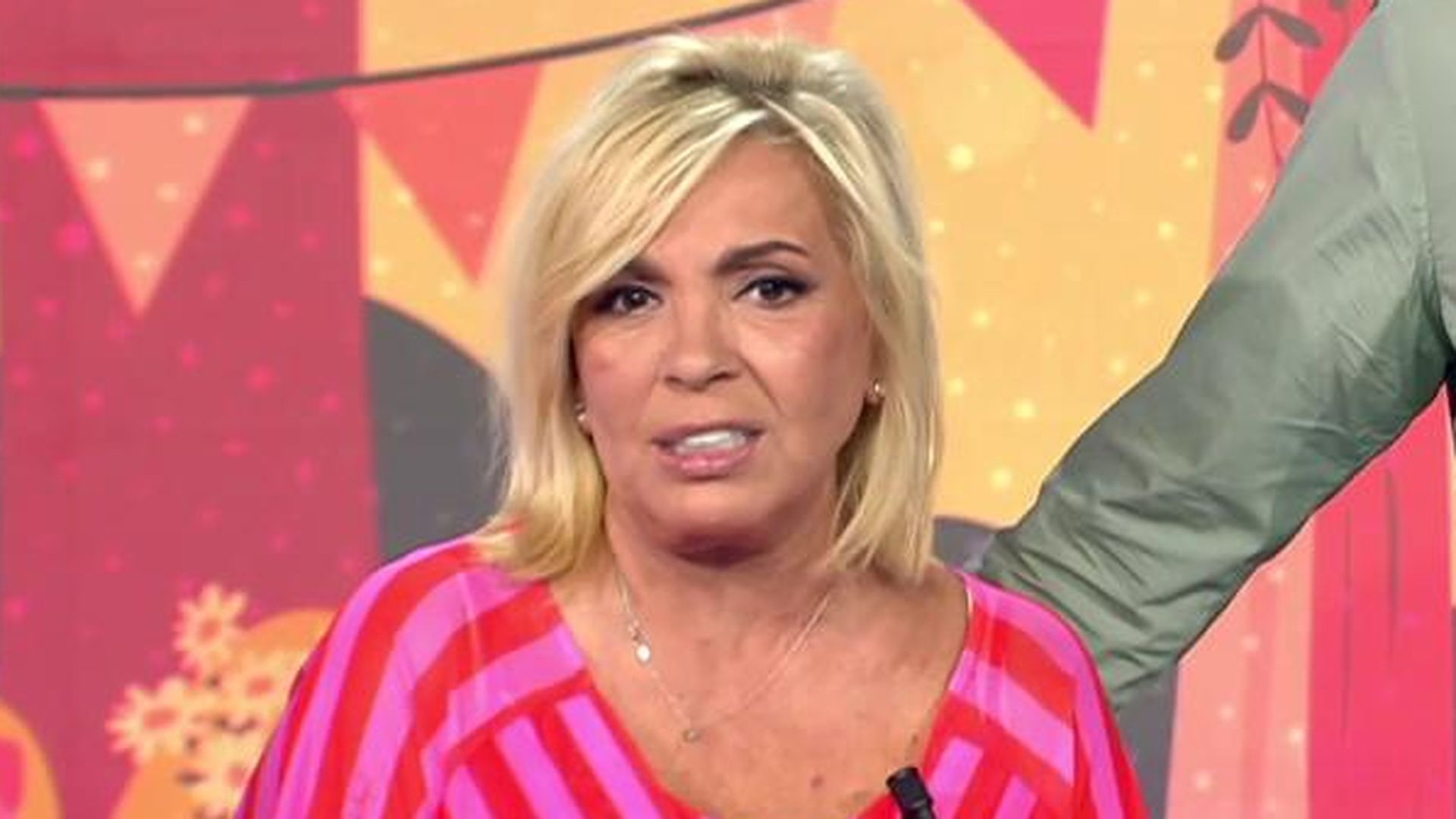 Carmen Borrego habla sobre el estado de su marido tras su desmayo Carmen Borrego habla sobre el estado de su marido tras su desmayo