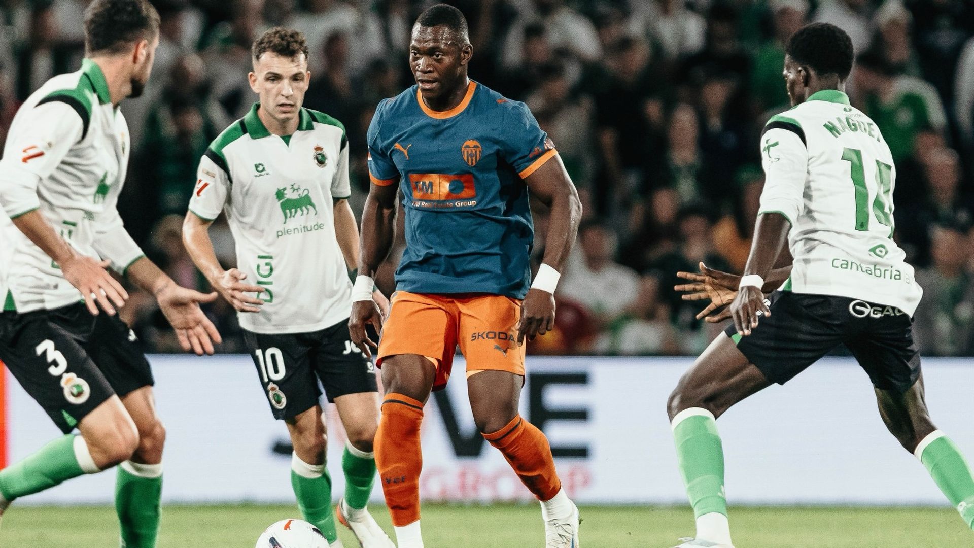 Dieng jugó ante el Racing de Santander Dieng jugó ante el Racing de Santander