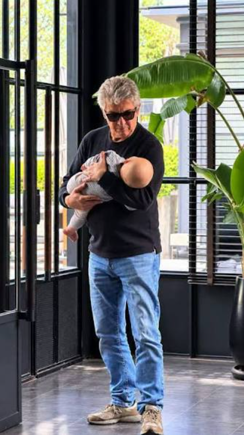 Ricardo Darín con su nieto, Dante