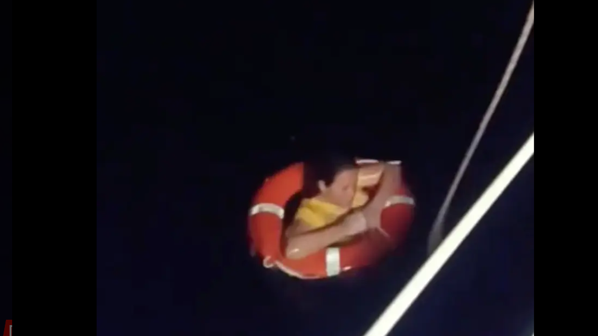 Una mujer rescatada 20 horas después de caer de un crucero por las costas griegas.jpg Una mujer rescatada 20 horas después de caer de un crucero por las costas griegas.jpg