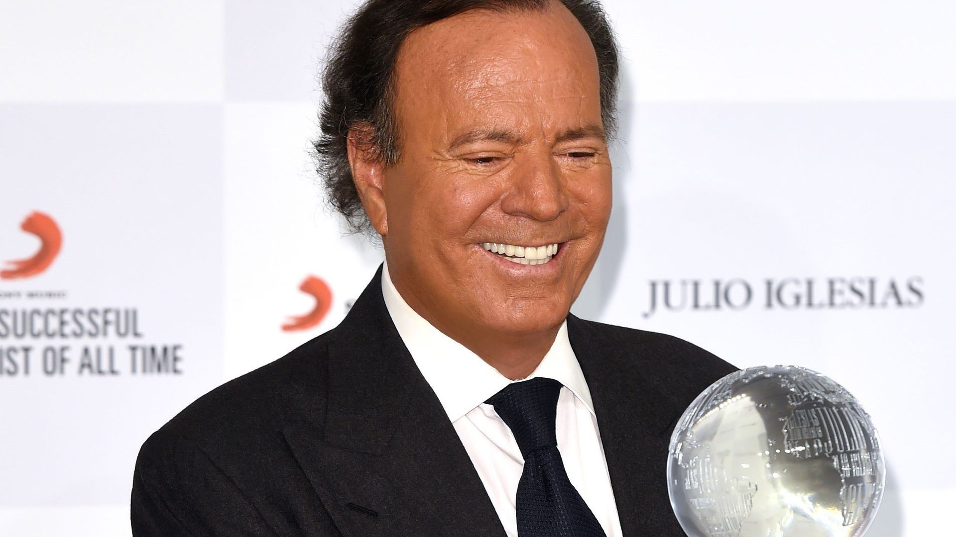 Archivo - El cantante Julio Iglesias, en una imagen de archivo . Archivo - El cantante Julio Iglesias, en una imagen de archivo .