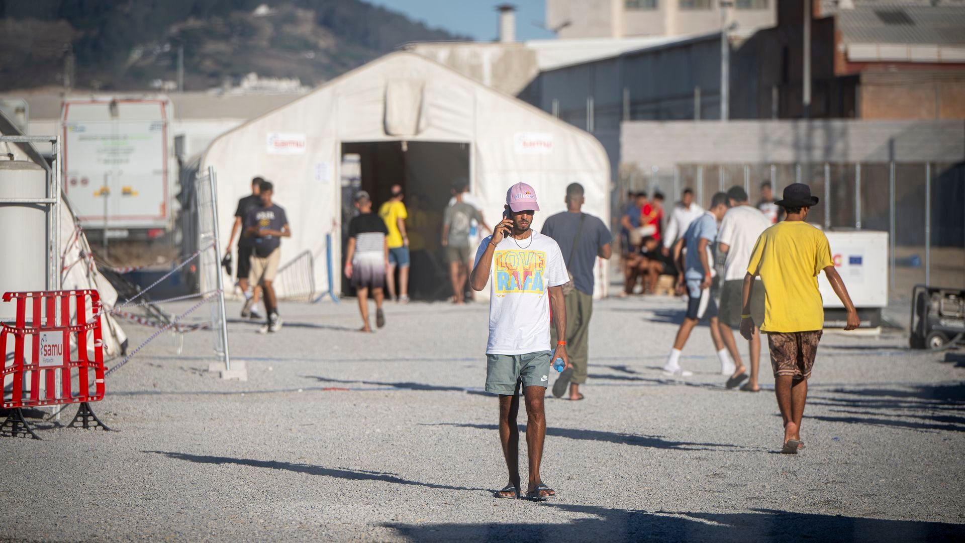 Confirman dos casos de difteria entre migrantes en Ceuta: una mujer y un menor de edad Confirman dos casos de difteria entre migrantes en Ceuta: una mujer y un menor de edad