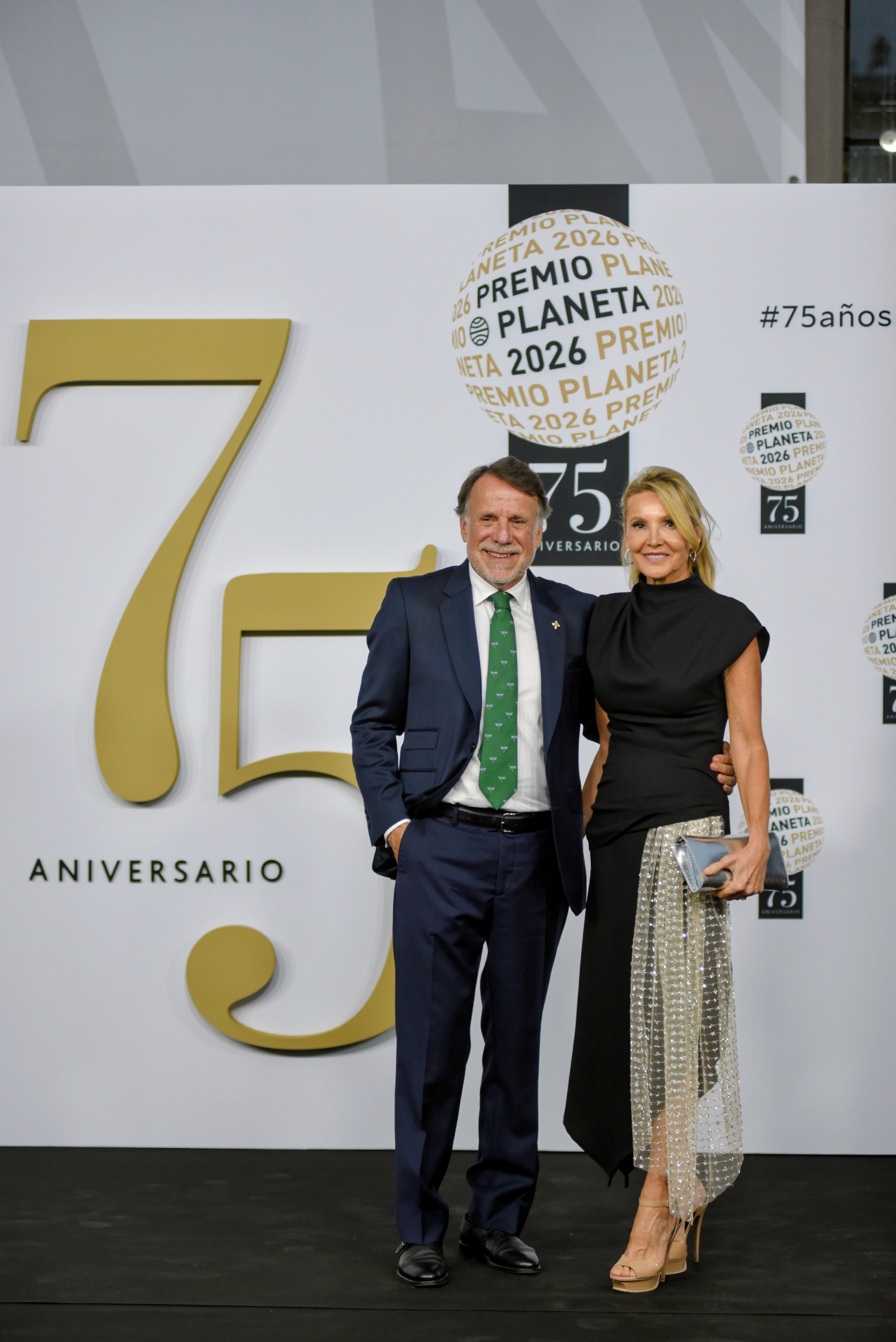 El presidente del Grupo Planeta, José Creuheras, y su mujer, Columna Martí