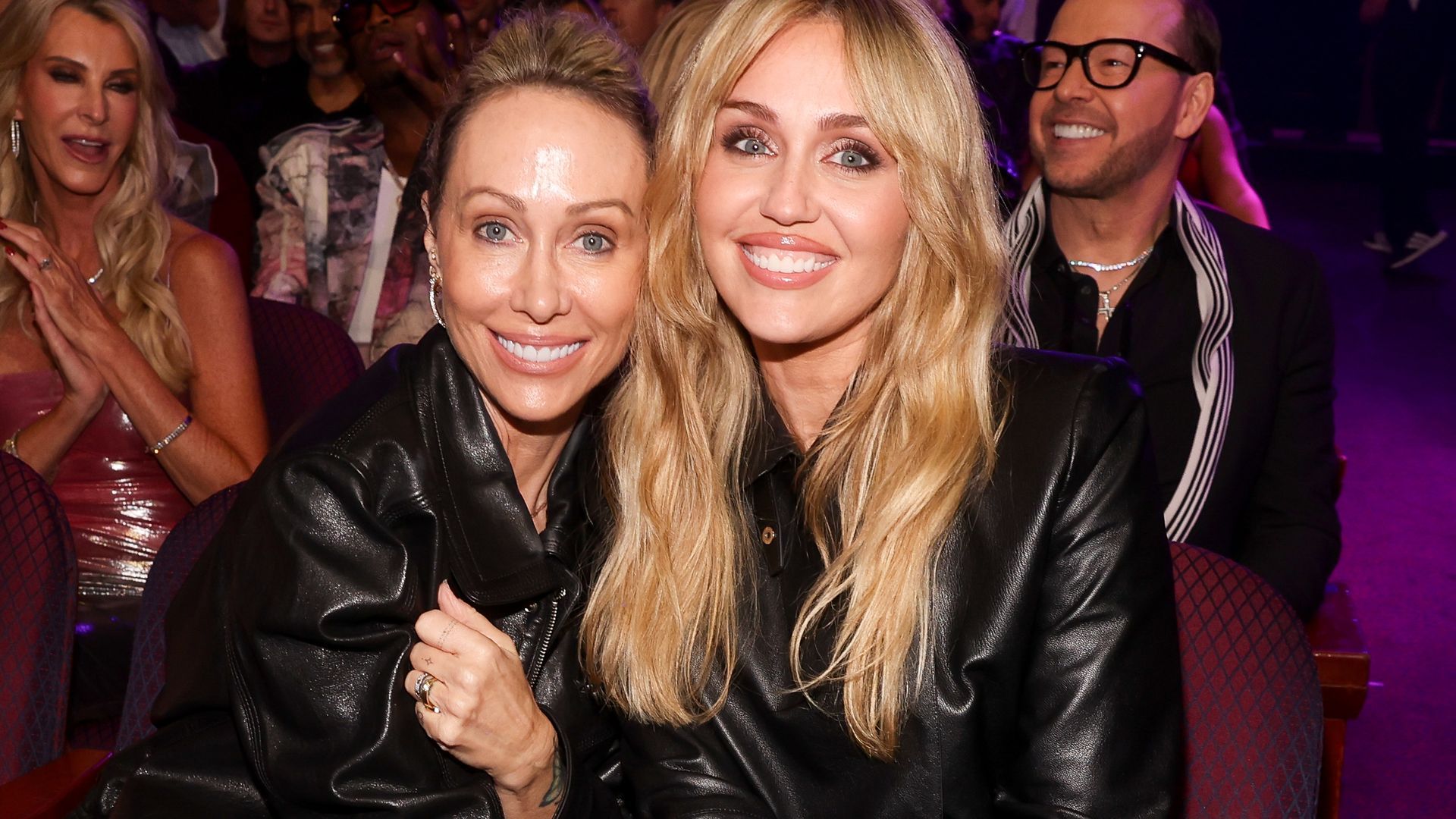 Miley y Tish Cyrus-Purcell Miley y Tish Cyrus-Purcell