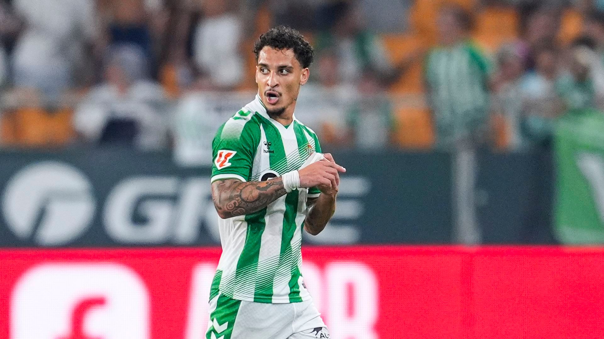 Roban en la casa del jugador Antony durante el Betis-Oporto: "Veo el miedo en los ojos de mi familia" Roban en la casa del jugador Antony durante el Betis-Oporto: "Veo el miedo en los ojos de mi familia"