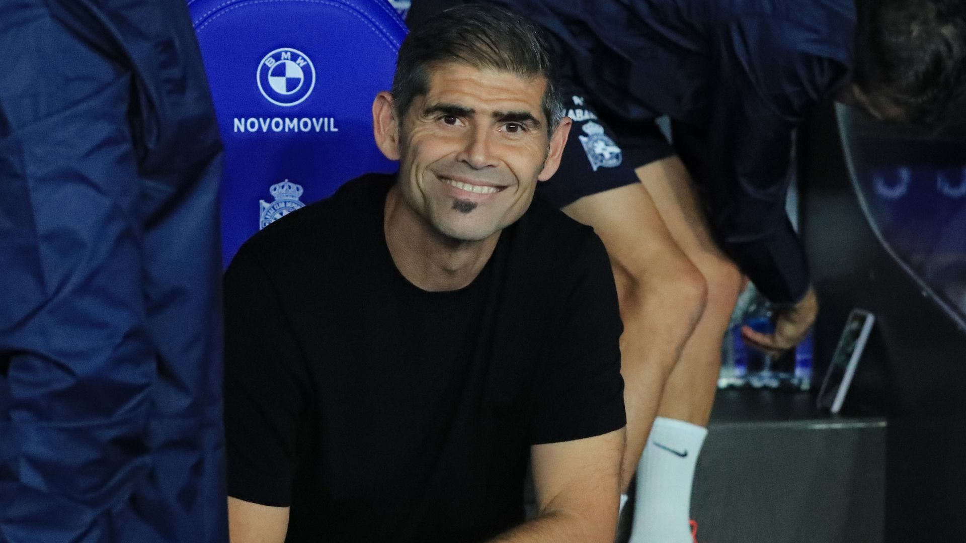 Antonio Hidalgo sonríe antes del Deportivo-Levante