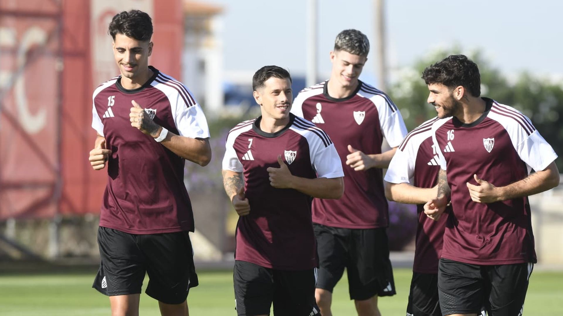 Cardoso, Alfon, Ure e Isaac Romero, en el entrenamiento del Sevilla