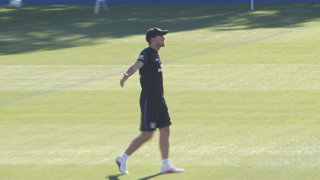 La paz se respira en el Atlético de Madrid: Julián Álvarez vuelve a sonreír y Simeone lo disfruta