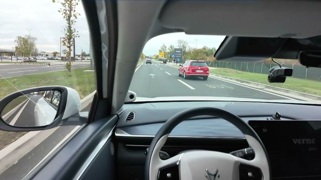 Ya hay fecha para la entrada en servicio de los taxis autónomos (sin conductor) en Madrid