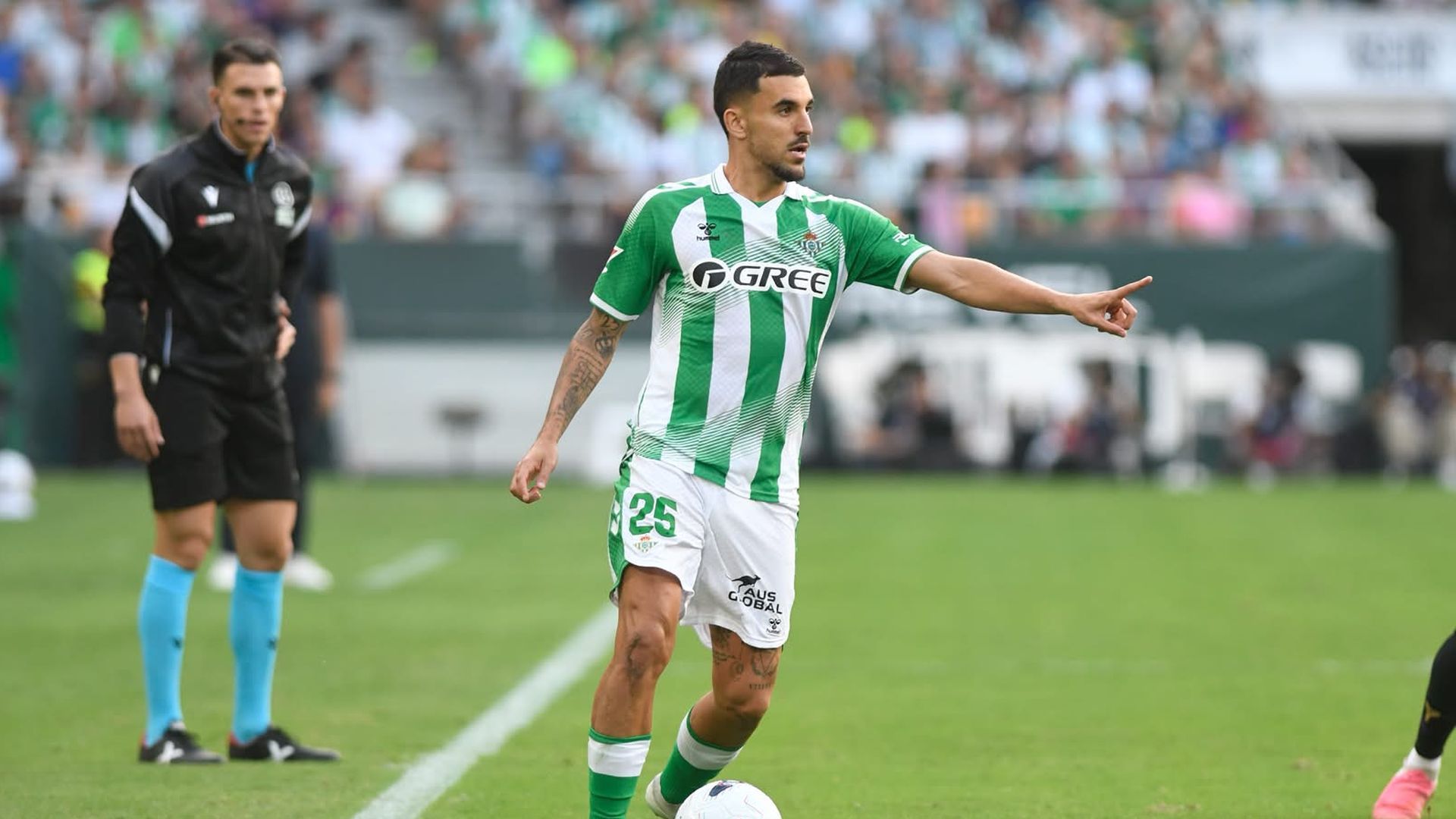 Dani Ceballos, contra el FC Barcelona Dani Ceballos, contra el FC Barcelona