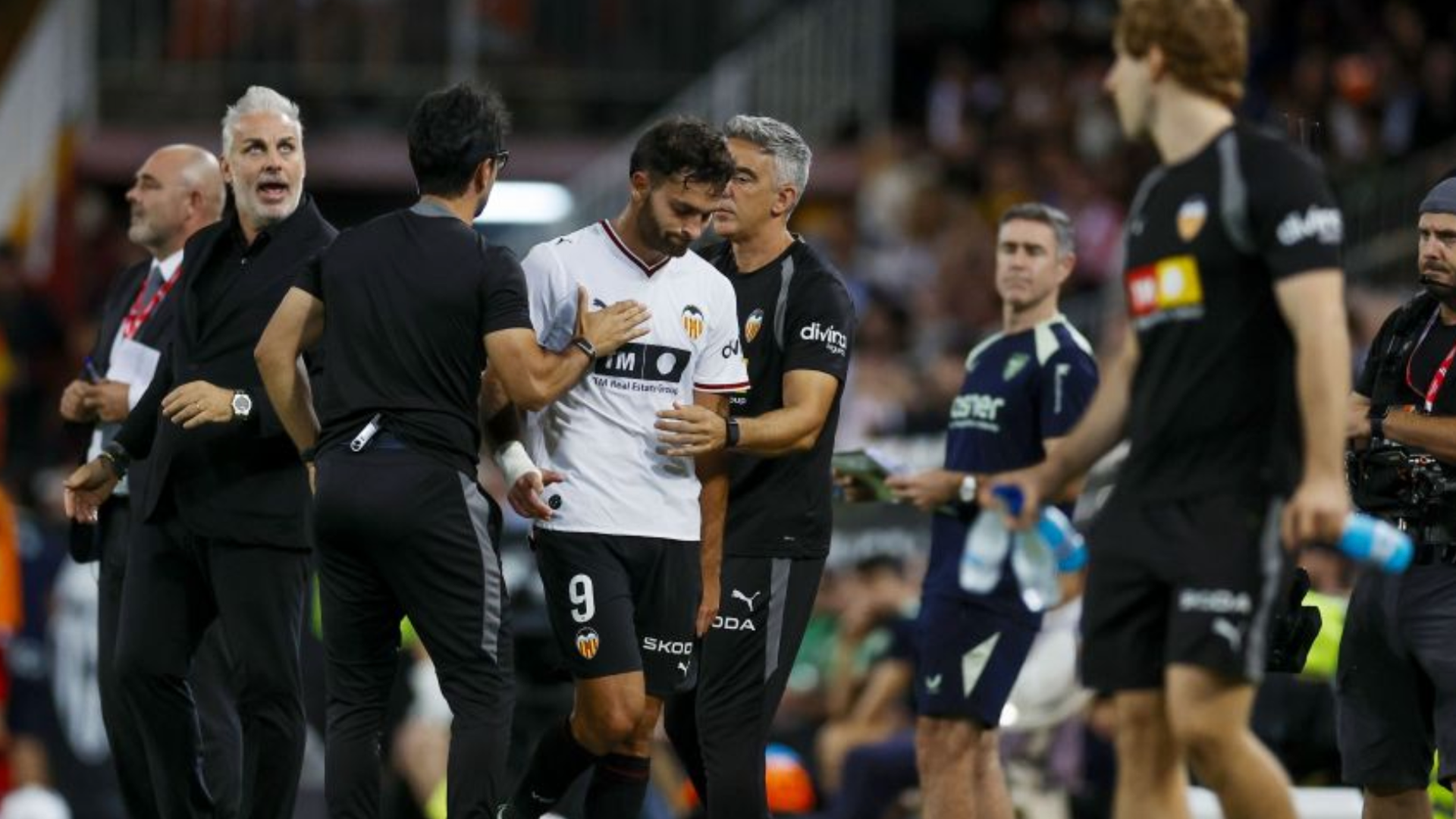 Hugo Duro, cambio ante el Athletic en Mestalla