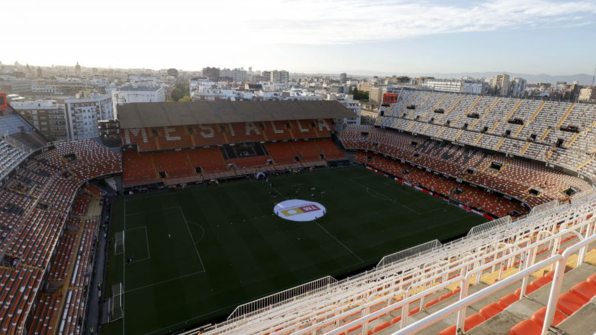 Mestalla desde el aire vacío