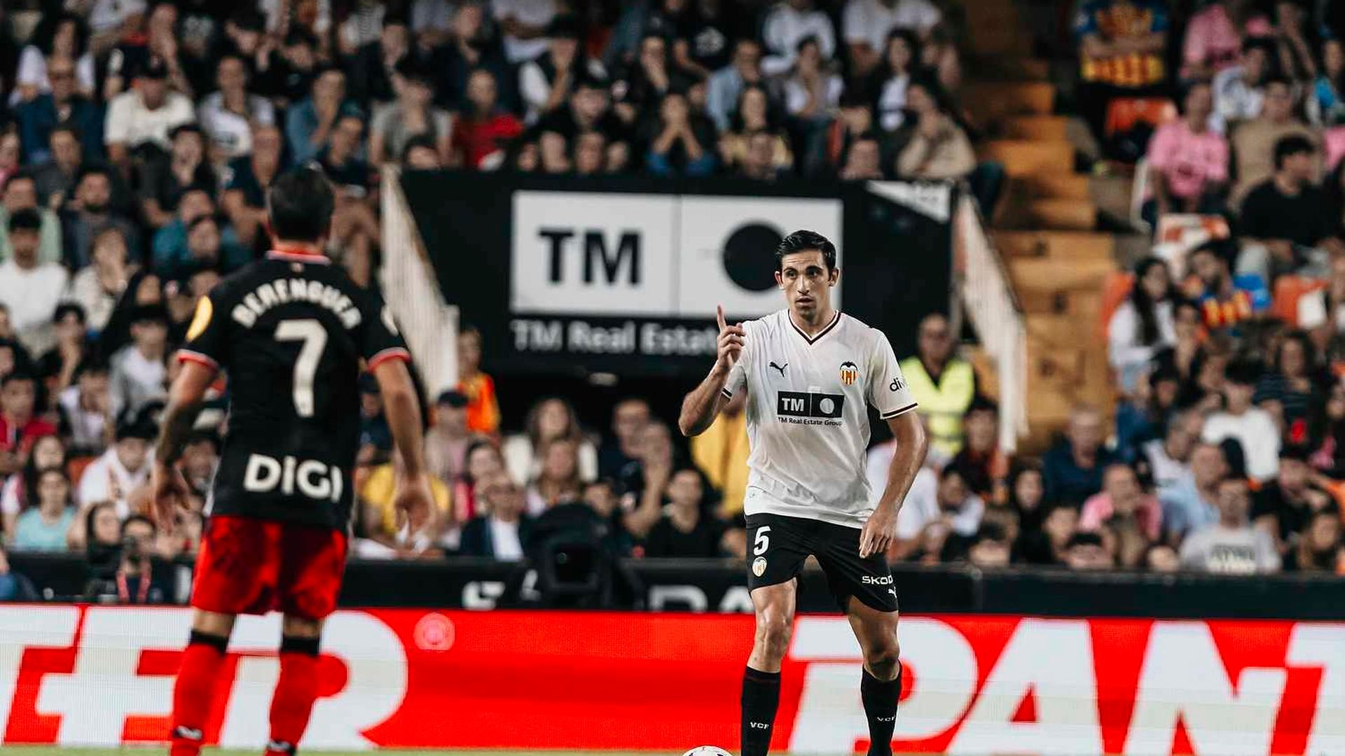 César Tárrega salvó al Valencia CF de perder en Mestalla