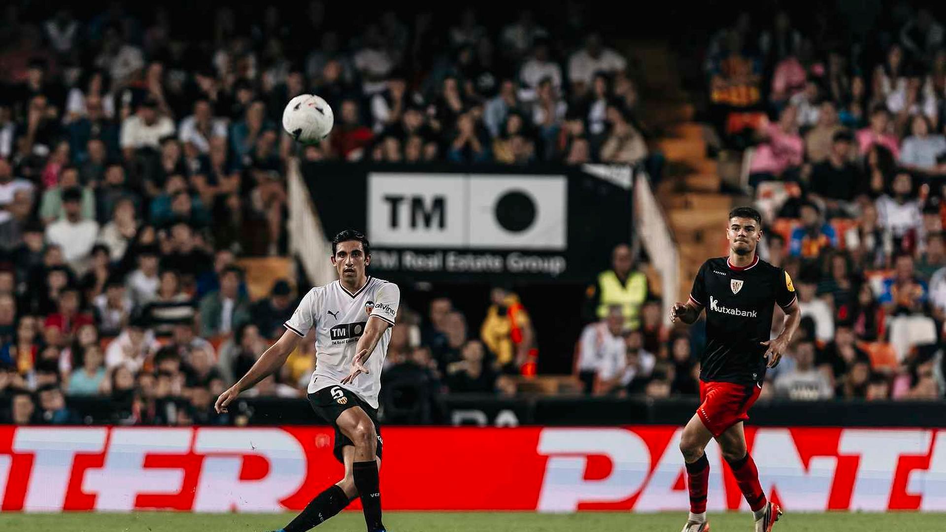 César Tárrega salvó al Valencia CF de perder en Mestalla
