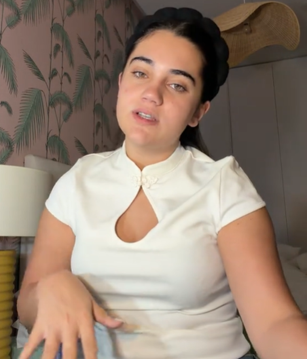 Daniella Bustamante cuenta curiosidades suyas en redes sociales