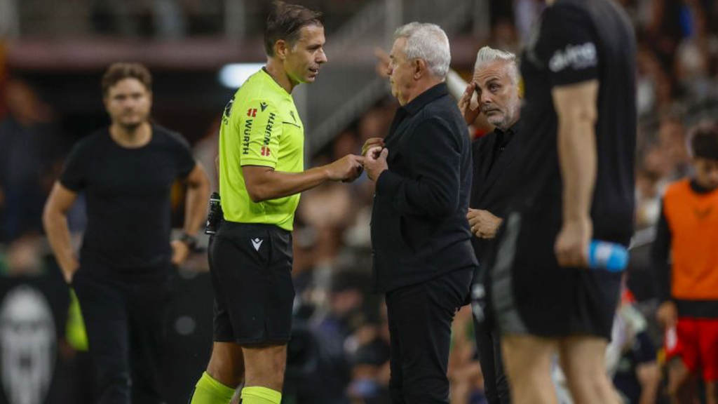 Javier Aguirre tras el Valencia CF - Ahtletic