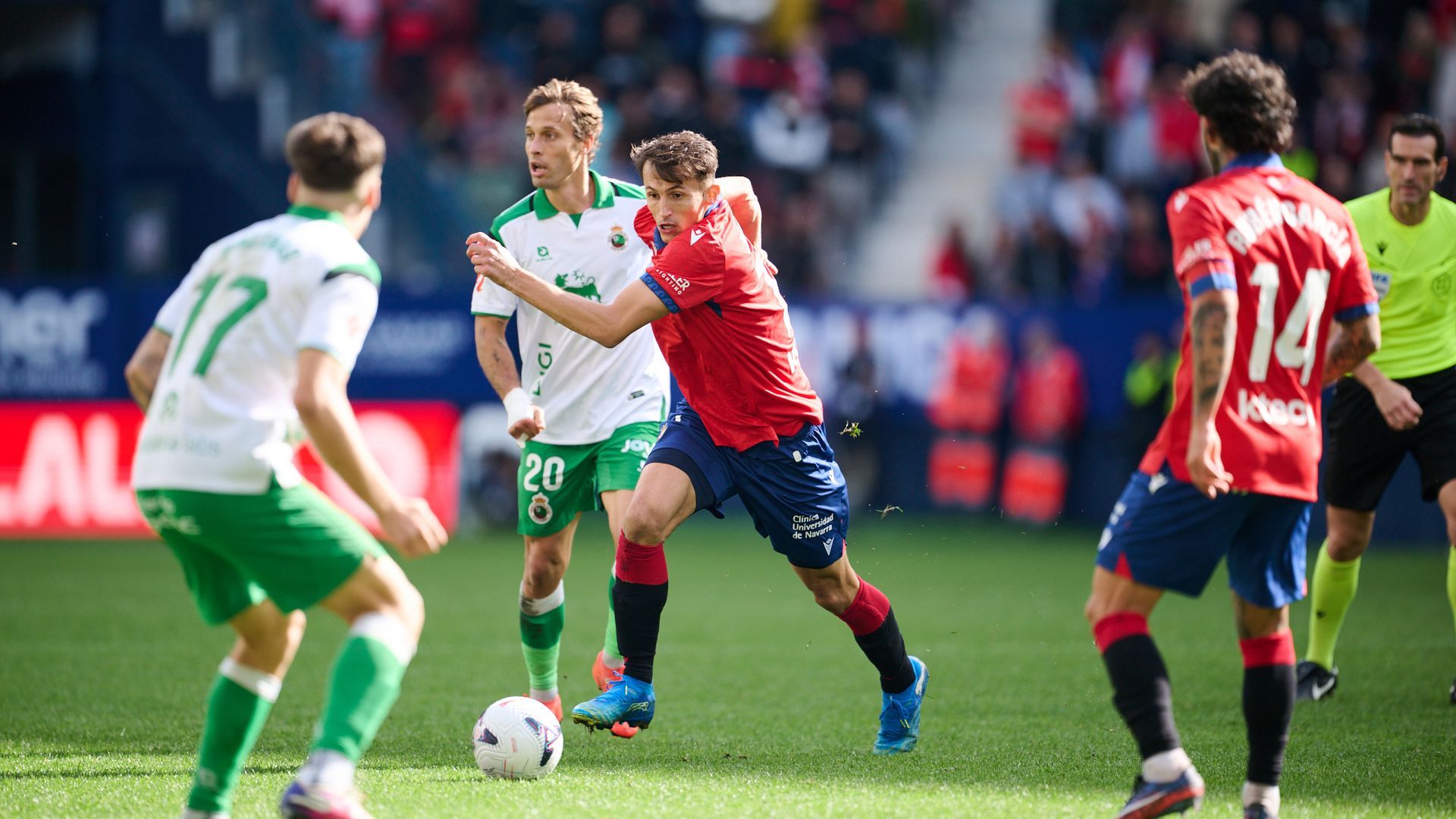 Lance del Osasuna-Racing.