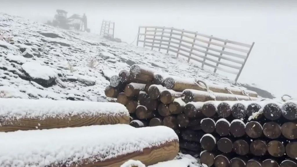 Sierra Nevada recibe las primeras nieves del otoño
